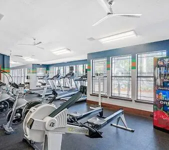 2 Mi To Usf Student Housing 24H Gym Διαμέρισμα Τάμπα