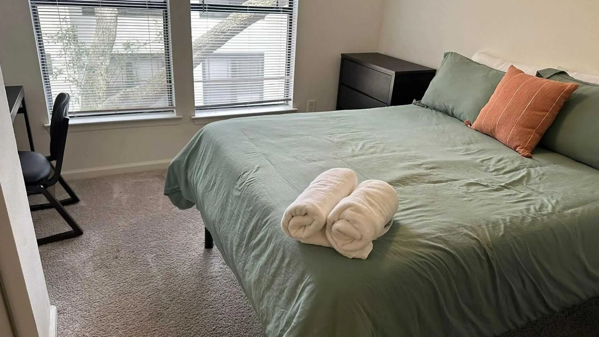2 Mi To Usf Student Housing 24H Gym Διαμέρισμα Τάμπα